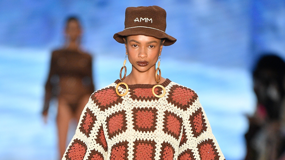 SPFW: Atelier à Bahia emmène le crochet sous les projecteurs