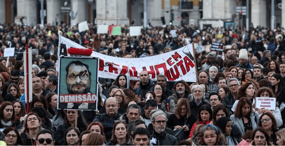 Portugal : grève de milliers de professeurs entraîne la fermeture d’écoles dans tout le pays