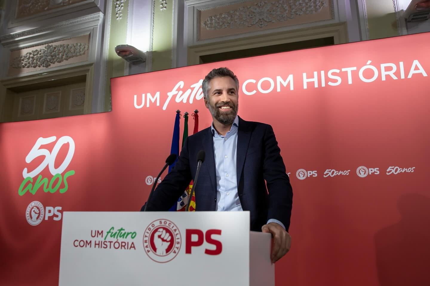 Portugal : Pedro Nuno Santos élu secrétaire général du PS